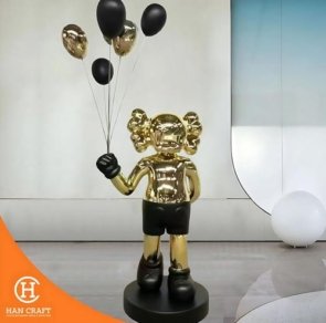 Dekorasi Pajangan Giant Kaws Ballon Sculpture